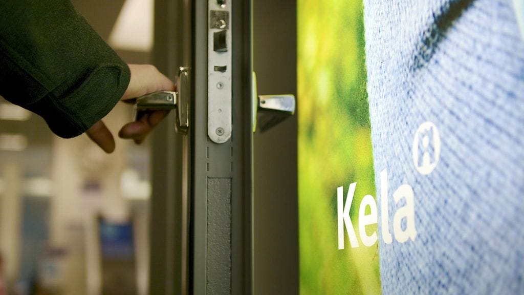 Perustoimeentulotukea sai vuoden aikana lähemmäs 250 000 kotitaloutta.