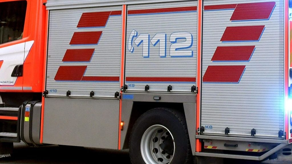 Moottorivika aiheutti pienkoneen pakkolaskun Tampereella.