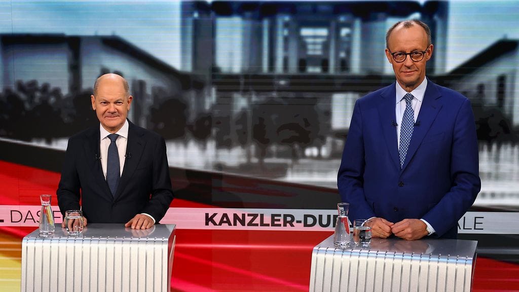 Saksan liitokansleri Olaf Scholz ja CDU:n puheenjohtaja Friedrich Merz.