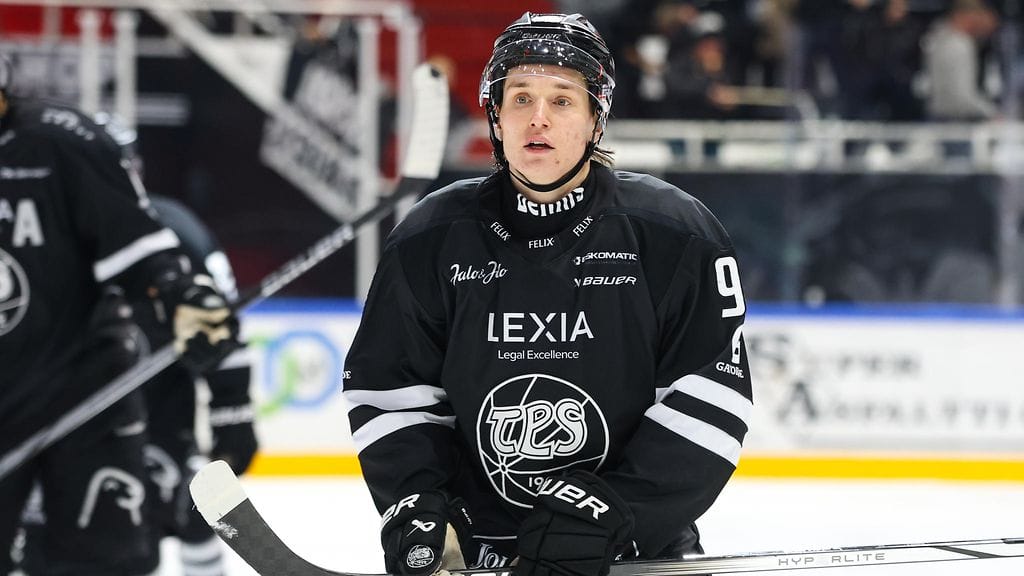 Leevi Teissala on siirtymässä Ruotsin HockeyAllsvenskanissa pelaavaan Södertäljeen.