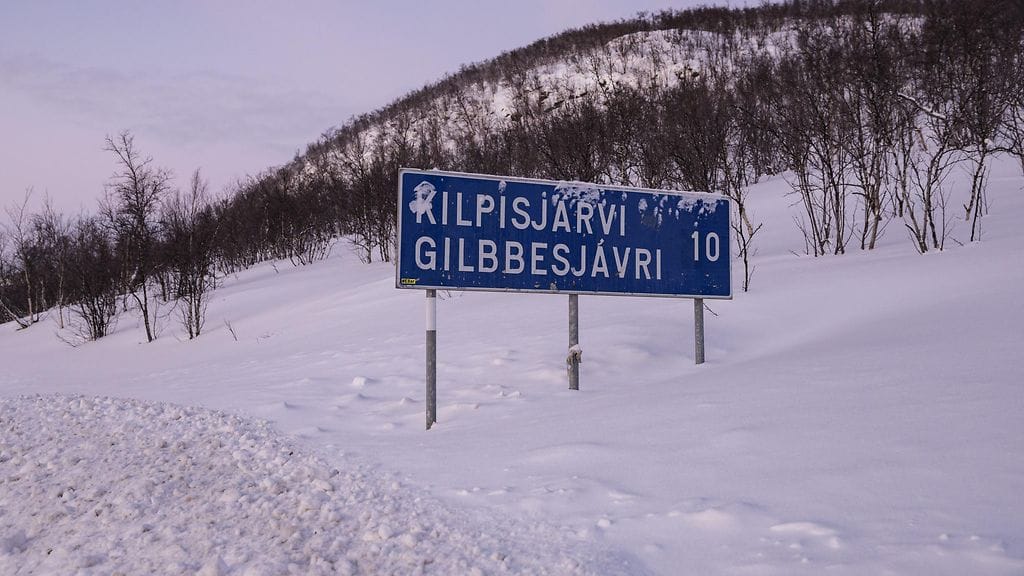Salmivaara on Kilpisjärven kylän tuntumassa sijaitseva tunturi.