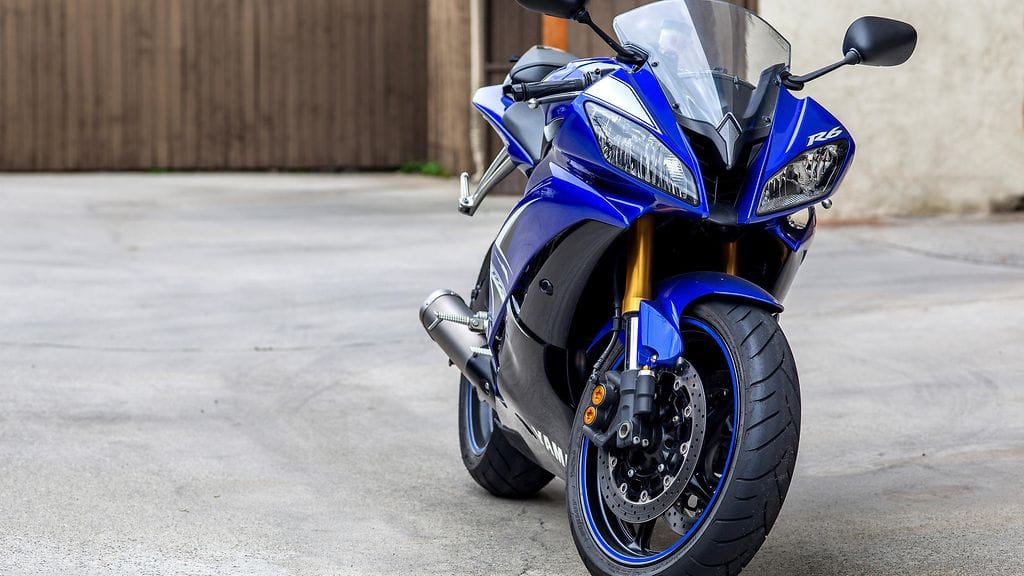 Kuluttajan vaihdossa antamasta Yamaha R6 -moottoripyörästä löytyikin yllättävää vikaa. Kuvan yksilö ei liity tapaukseen.