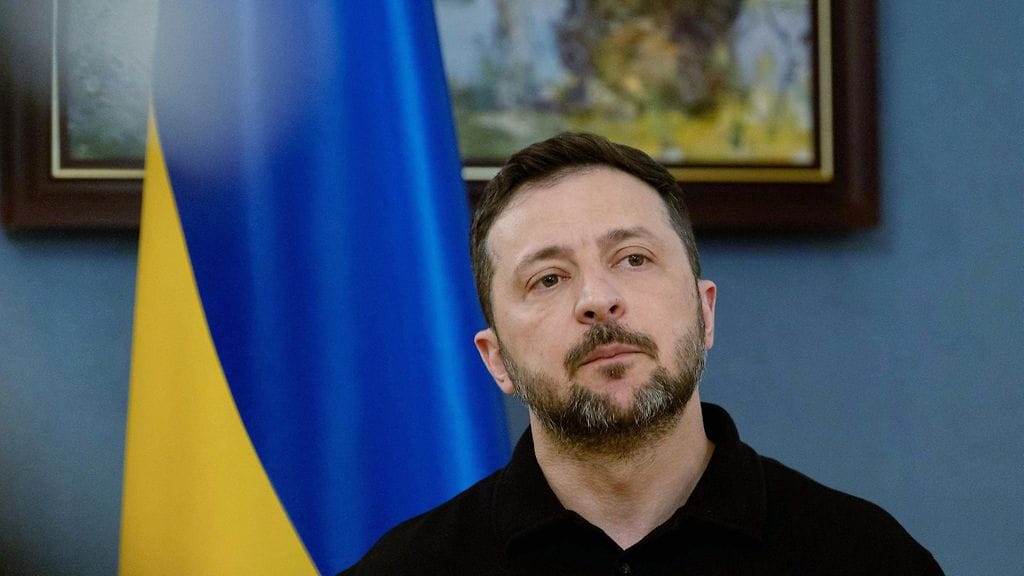 Zelenskyi on sanonut, ettei tule tunnustamaan Krimin niemimaata Venäjän alueeksi koska tämä rikkoisi Ukrainan perustuslakia.