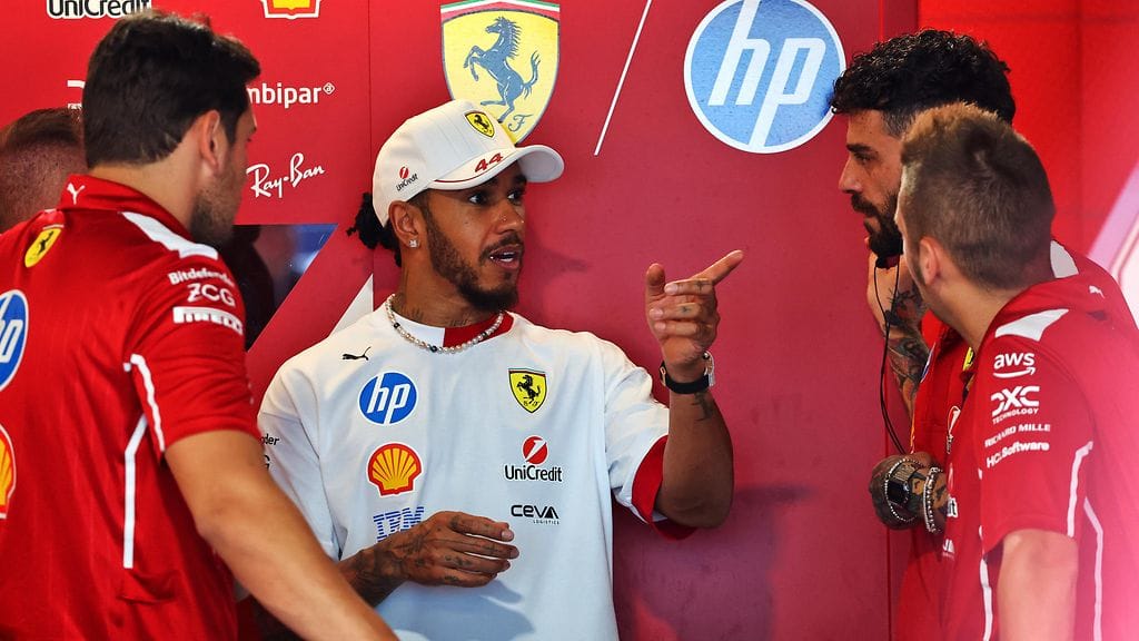 Lewis Hamilton purki turhautumistaan Miamin GP:n aikana – ja kiisti tämän kisan jälkeen.