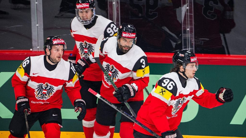 Itävalta pelaa puolivälieräpaikasta MM-kisoissa.