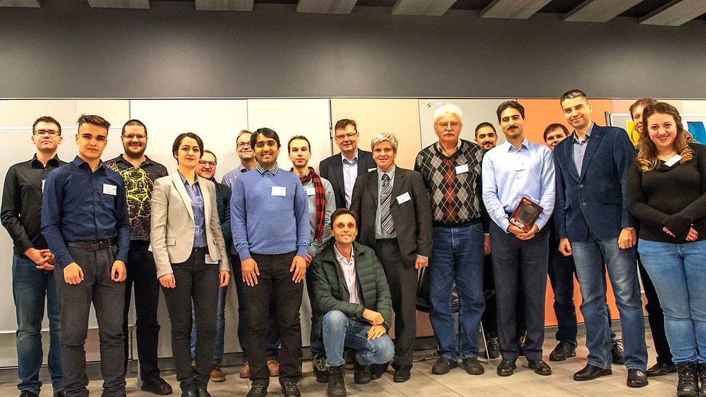 Embargo0506_Fruct-konferenssi