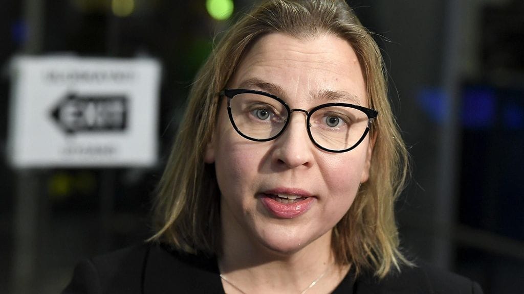 Tytti Yli-Viikari on tuomittu virkarikoksista ja kavalluksesta, joihin hän syyllistyi VTV:ssä työskennellessään.