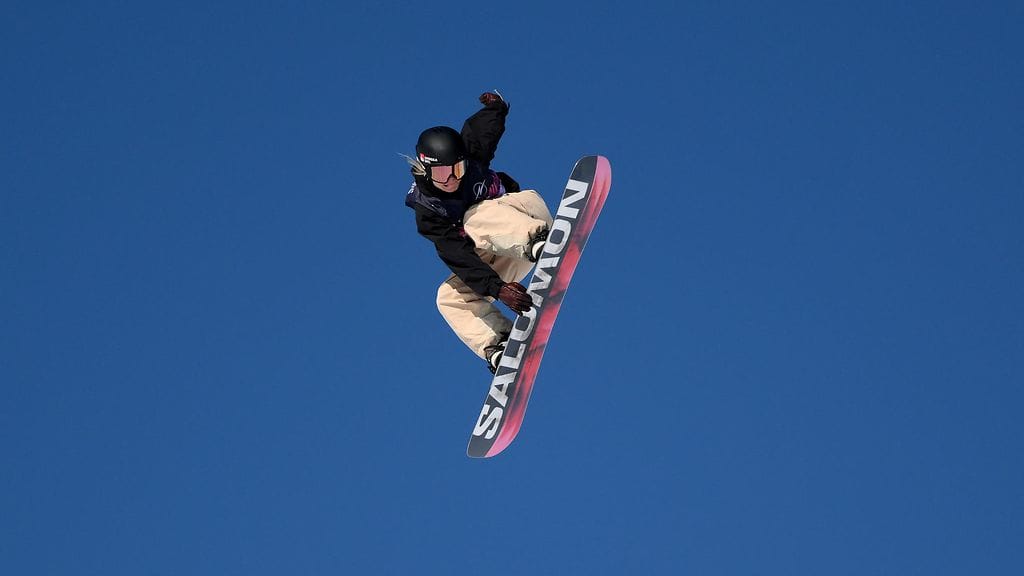 Novalie Sexy Engholm tositoimissa MM-slopestylessa maaliskuussa Sveitsin Engadinissa.