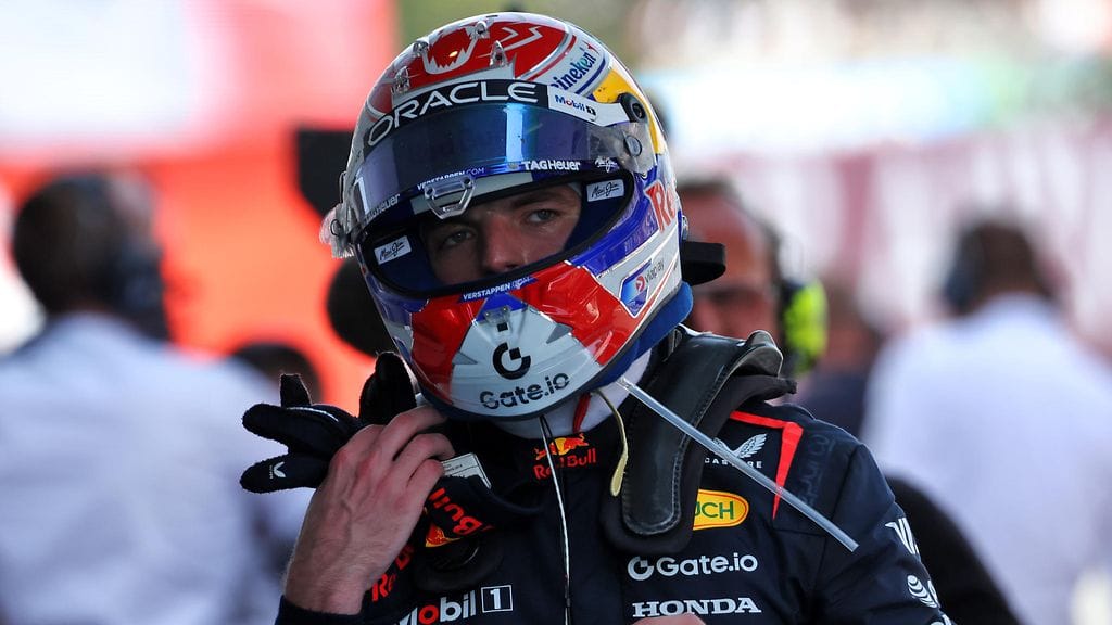 Max Verstappen ei ollut ylpeä Barcelonan F1-kisan tempustaan George Russellia kohtaan.