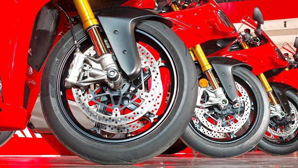 Viidenkympin villitys ja moottoripyörä saattavat liittyä toisiinsa, kertoo myyntidata.