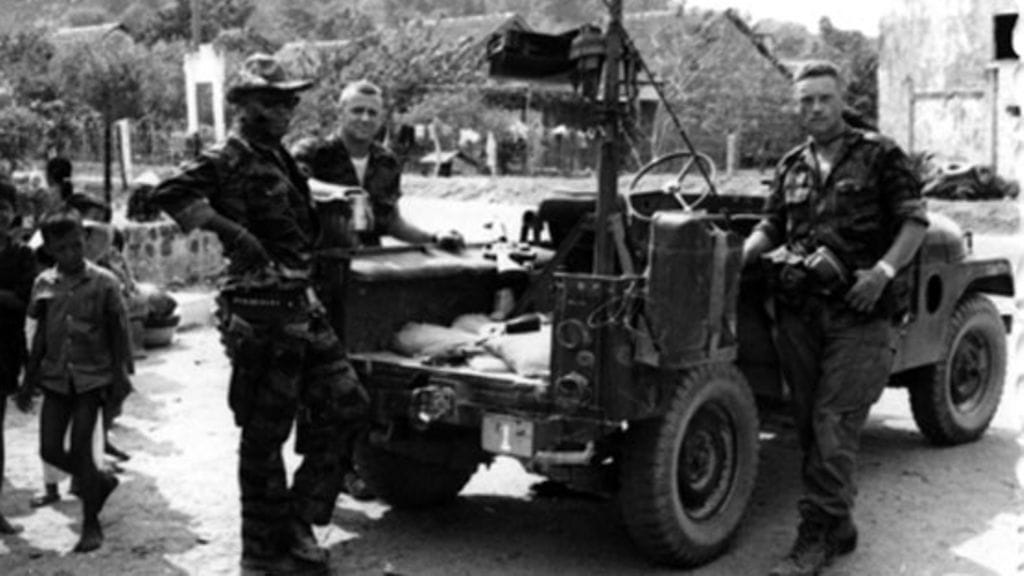 Lauri Törni alias Larry A. Thorne palveli muun muassa Yhdysvalloissa