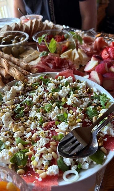 vesimelonicarpaccio pysty