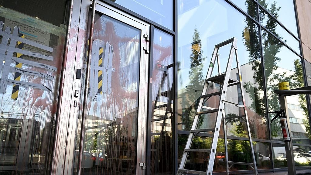 Ryhmä kertoo tiedotteessa pitävänsä Nammoa osallisena palestiinalaisten kansanmurhaan.