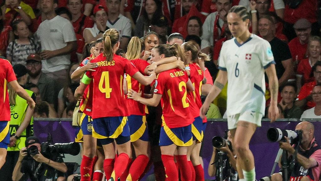 Espanja on neljän parhaan joukossa jalkapallon naisten EM-kisoissa.