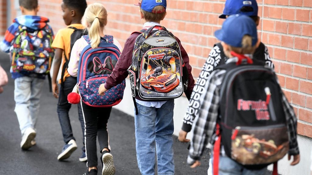 Ekaluokkalaisten määrä vähenee.