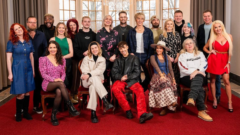 petolliset_kausi_4_promo_kilpailijat_ryhmakuva_01_kuvaaja_saku_tiainen