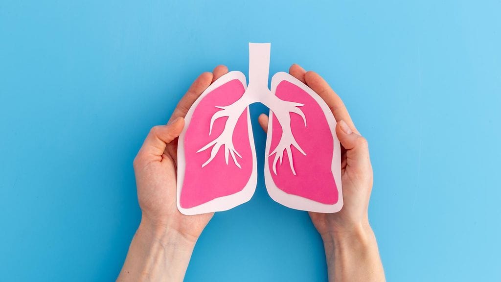 Keuhkosyövän riskiin voi tupakoinnin lisäksi vaikuttaa jopa ruokavalio, väittää tuore tutkimus.