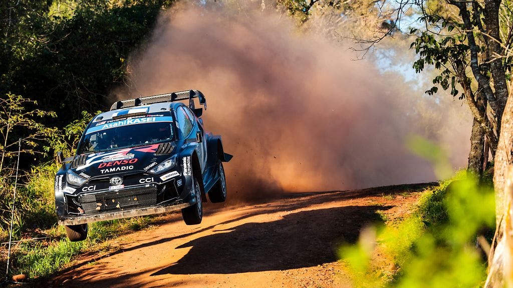 Kalle Rovanperän mahdollisuudet huippusijaan Paraguayn MM-rallissa sulivat rengasrikkoon lauantaina.