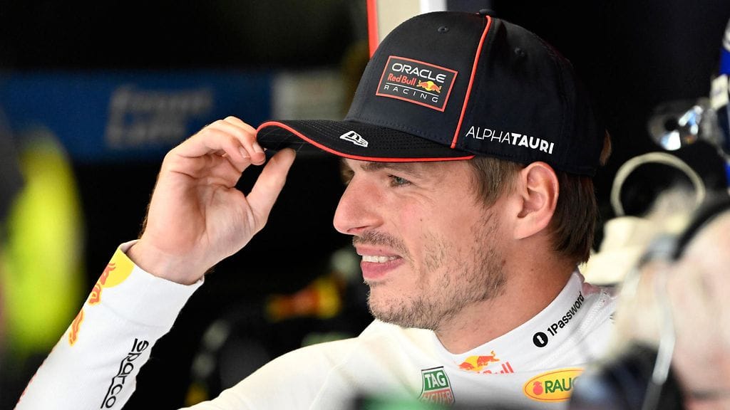 Max Verstappen ajaa viikonloppuna Nürburgringin neljän tunnin kisan - jos läpäisee ajo- ja lupakokeen.