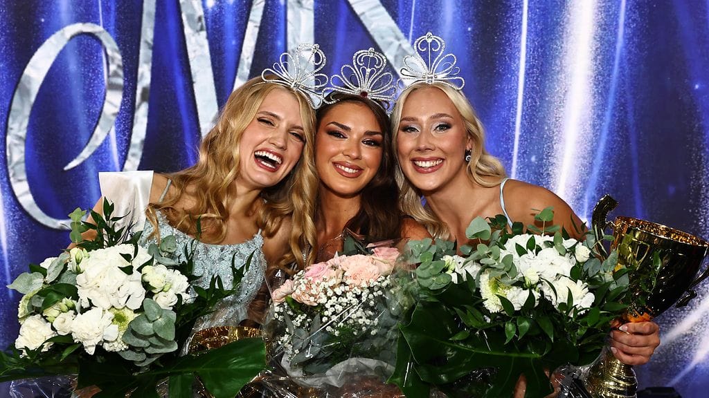 Sarah Dzafce luopui missikruunustaan. Uusi Miss Suomi on Tara Lehtonen (oik)