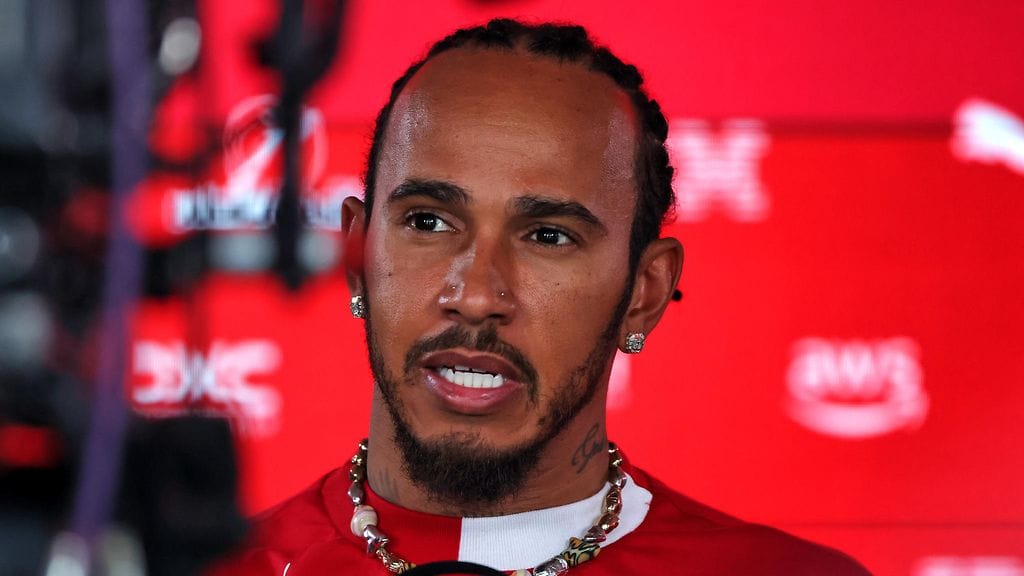 Lewis Hamilton oli tuomariston tutkinnassa Singaporessa.