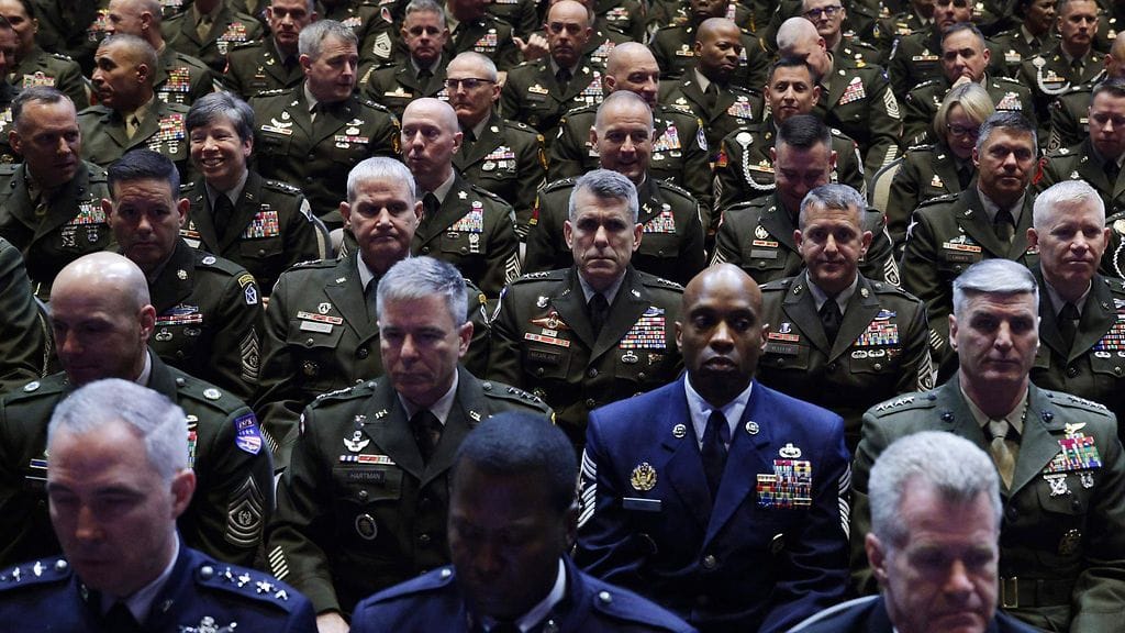 Yhdysvaltojen sotilasjohtajia Quanticossa tiistaina. Lähes 800 sotilasjohtajaa oli kutsuttu paikalle lyhyellä varoitusajalla.
