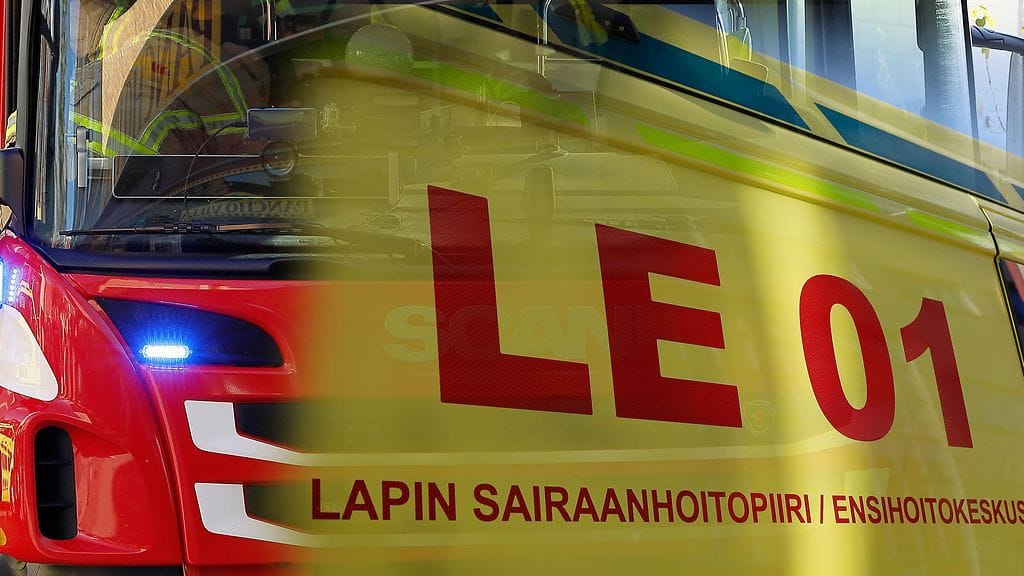 Ajoneuvoissa oli yhteensä 13 osallista, joista ensihoito kuljetti viisi sairaalaan.