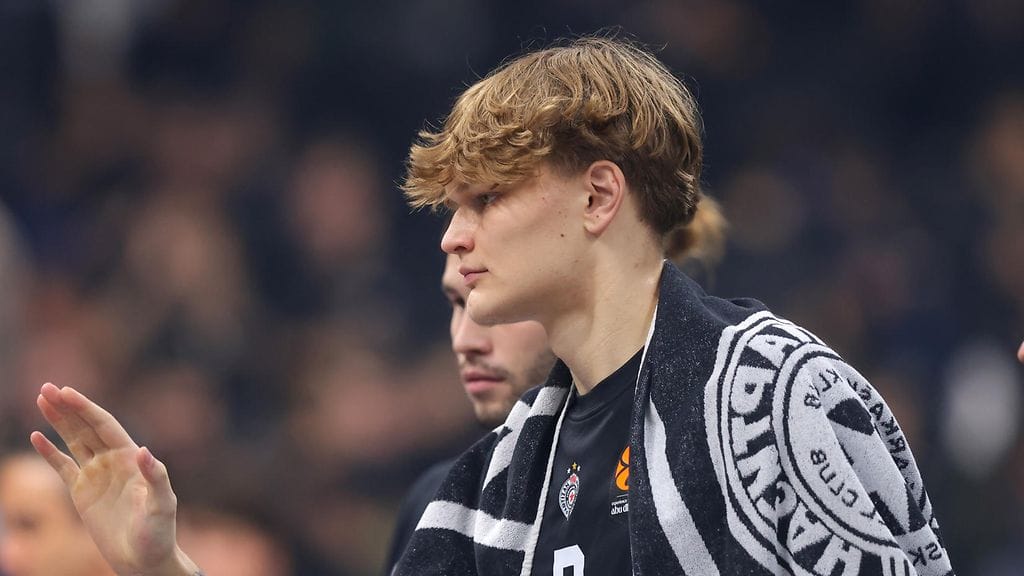 Miikka Muurinen pääsi kentälle Euroliigassa.