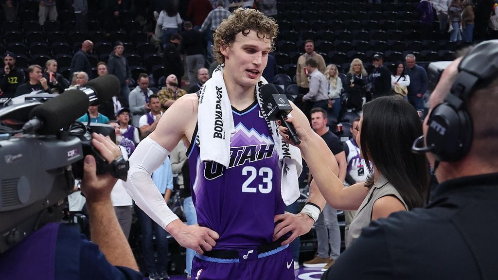 Lauri Markkanen rikkoi yhden ottelun piste-ennätyksensä Phoenix Sunsia vastaan. Ennätykseksi kirjataan nyt 51 pistettä, kun edellinen oli 49.