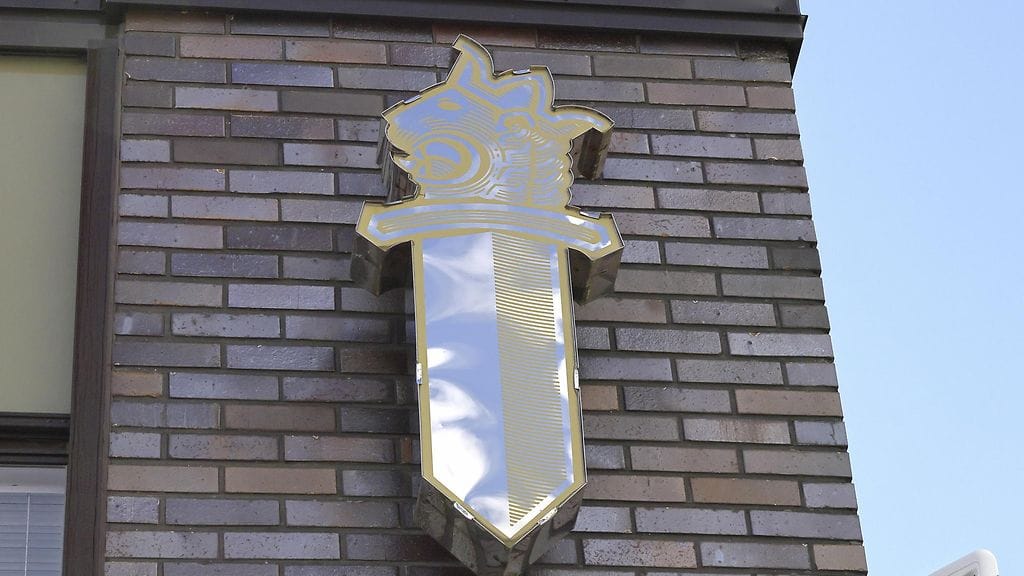 Kuvituskuva. Kahden kotkalaisen miehen toukokuisessa ampumasuunnassa sijaitsee päiväkoti, palvelukoti ja useita asuinkiinteistöjä.