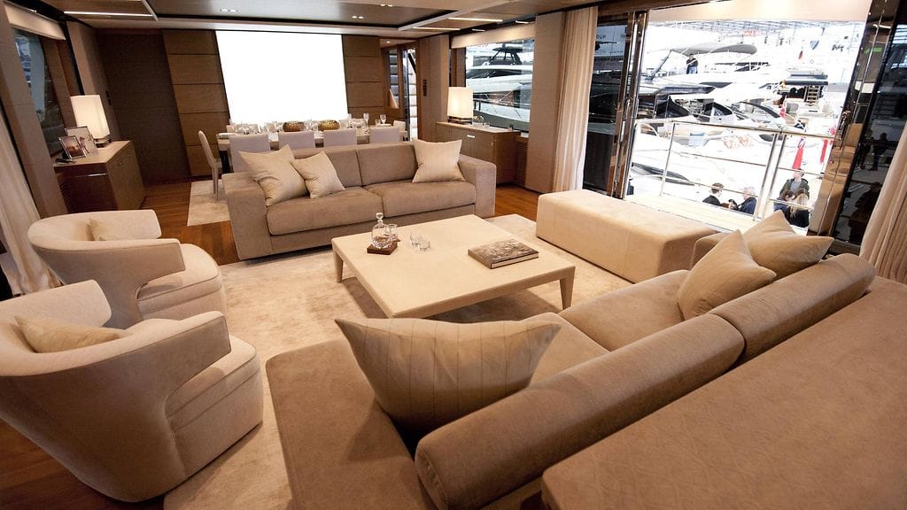 AOP Princess 35M -huvialus, sisätila