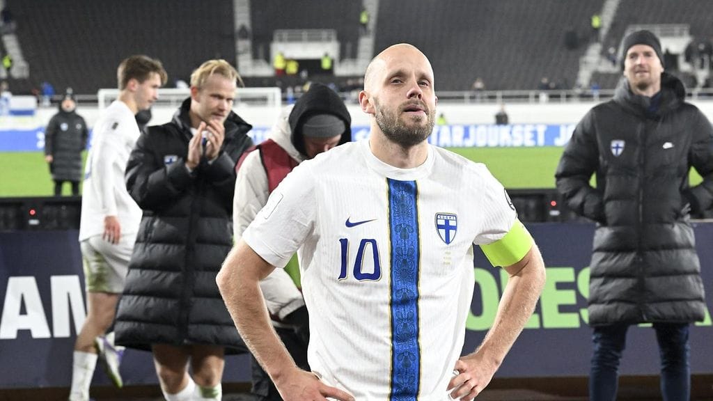 Teemu Pukki ja Lukas Hradecky ovat käyneet pitkän yhteisen tien Huuhkajissa.