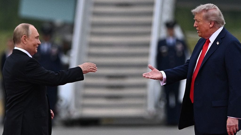 Trump haluaa Ukrainan sodalle vain nopean lopun, välittämättä Ukrainan kohtalosta.