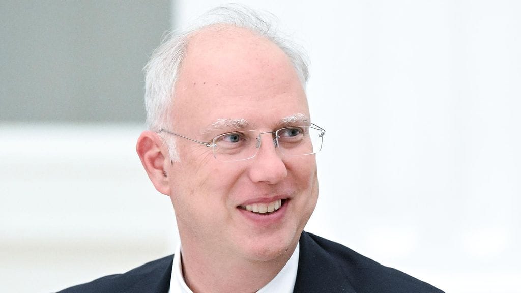 Venäjän valtiollisen sijoitusrahaston johtaja Kirill Dmitrijev on vuosikymmeniä nuorempi kuin useimmat Venäjän ulkopolitiikan eliitin jäsenet.