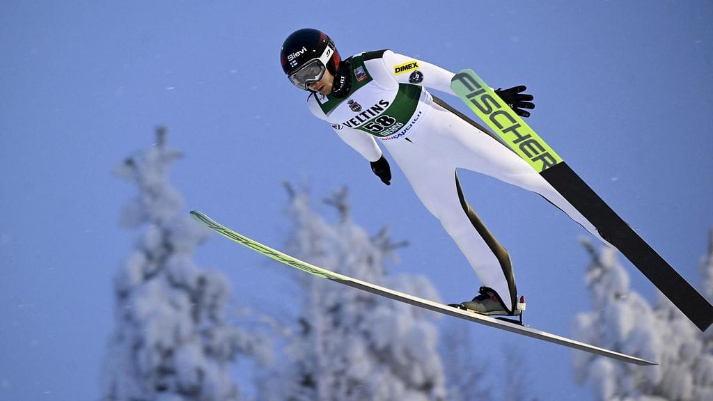 Ilkka Herola ponkaisi komeasti mäkiosuudella.