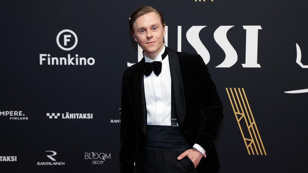 Atte Kilpinen on pyytänyt pilaansa anteeksi.