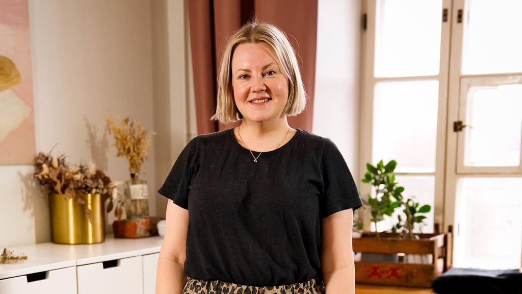 Olet_mita_syot_s07_eps04_Laura_Friman_05_vaaka