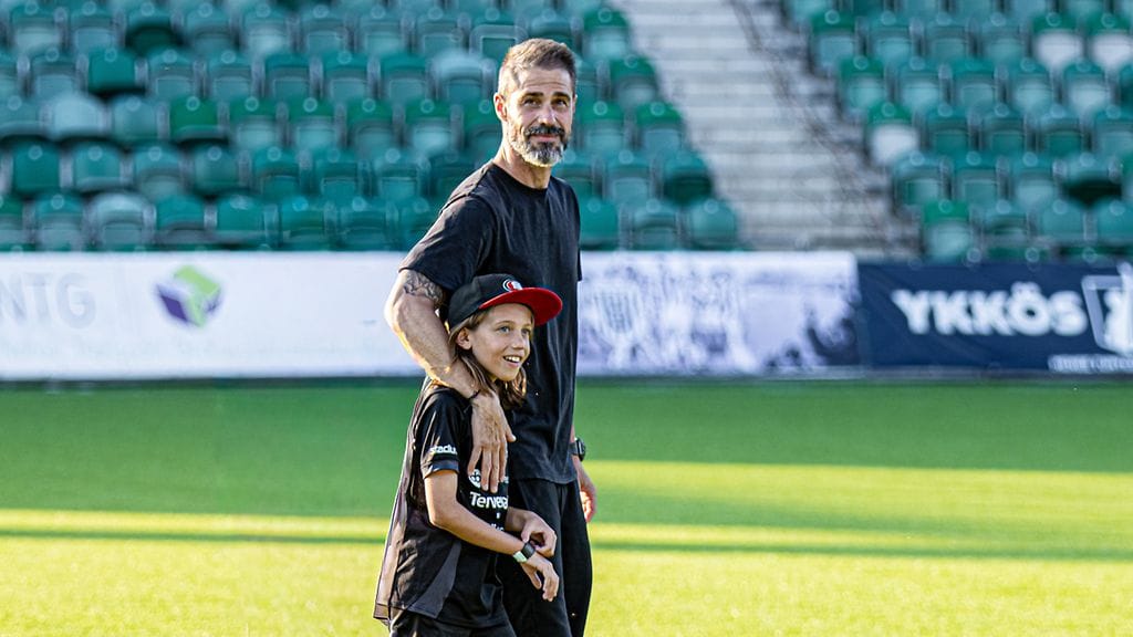 Larger size (for print etc)