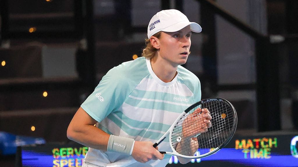 Emil Ruusuvuori kärsii välilevyn pullistumasta.