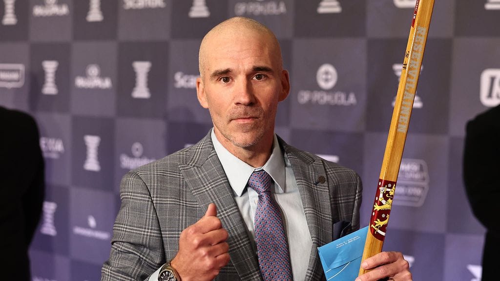 Aleksi Valavuori närkästyi Olavi Uusivirran esiintymisestä Urheilugaalassa.