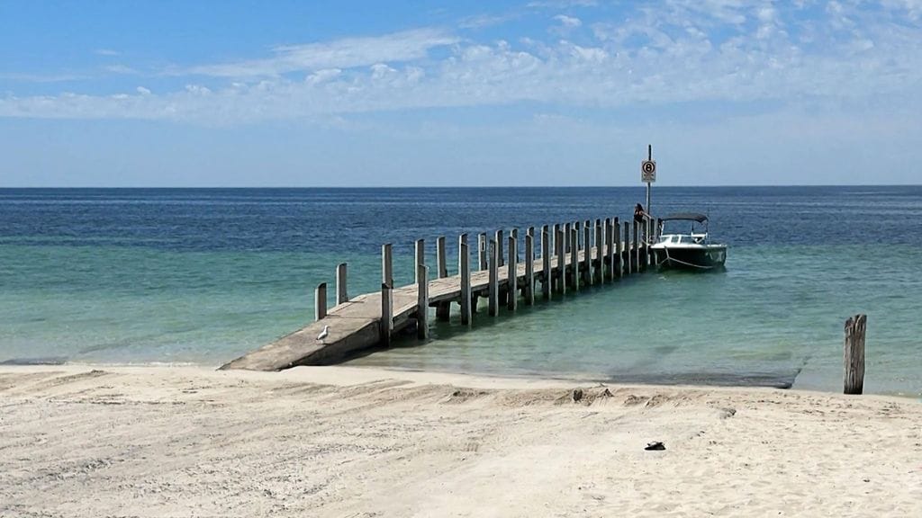 LK 3.2.2026 Quindalupin rannikko Länsi‑Australiassa, alue jolla 13‑vuotias Austin Appelbee ui neljä tuntia saadakseen apua merelle ajautuneelle perheelleen.