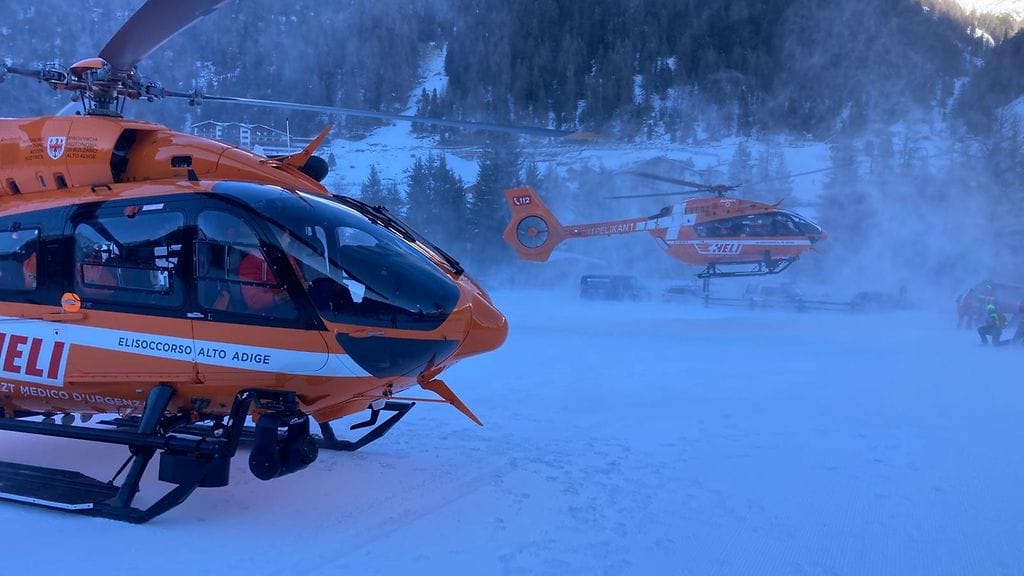 Kaksi suomalaista kuoli lumivyöryssä Italiassa torstaina – tältä turmapaikalla näytti silloin.