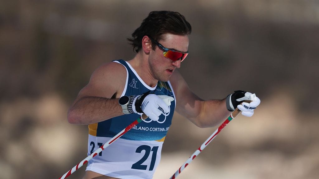 Hihattomassa asussa hiihtänyt yhdysvaltalainen John Steel Hagenbuch kommentoi sprinttiskandaalia.