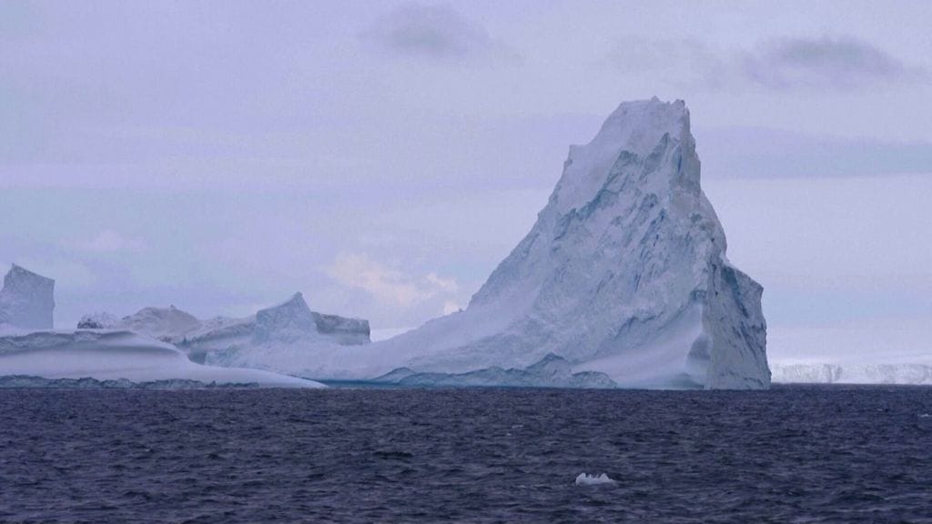 Etelämanner, jäävuori