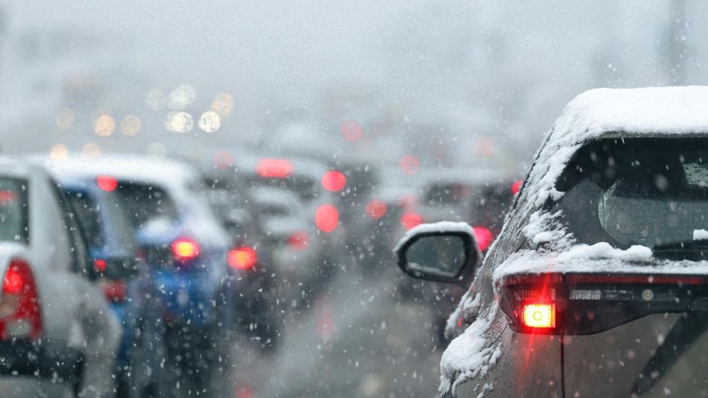 Poliisi muistuttaa, että auto pitää olla asianmukaisesti puhdistettu ennen ajoon lähtöä. Kuvituskuva.