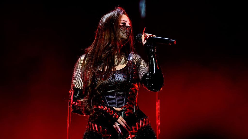 Ruotsia euroviisuissa edustava Felicia Melodifestivalenin harjoituksissa.