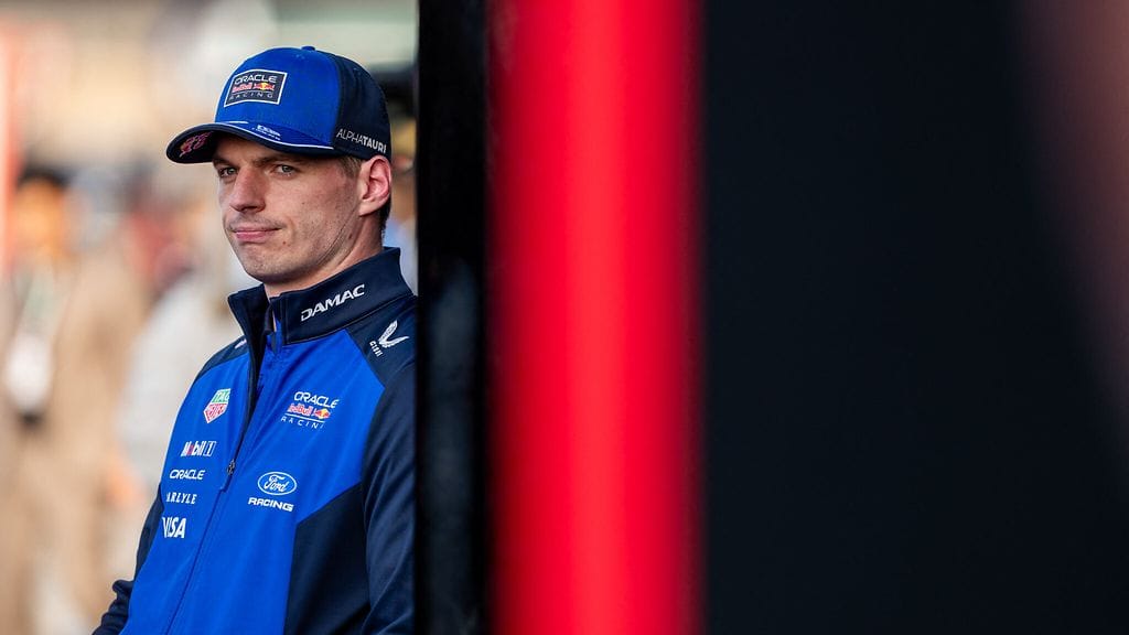 Max Verstappen ei ole alkuunkaan tyytyväinen Red Bullin vauhtiin Kiinassa.
