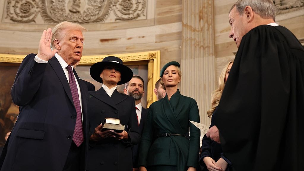 AOP Donald Trump virkaanastujaiset 2