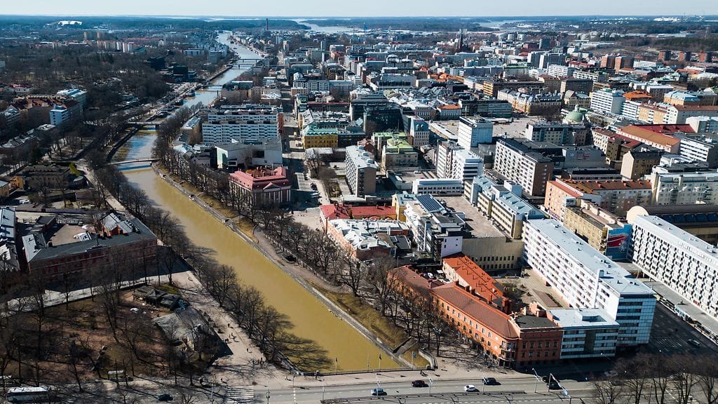 Asiakirjojen joukossa oli muun muassa terveyttä koskevia tietoja sekä varhaiskasvatussuunnitelmia ja työsopimuksia, jotka ovat salassa pidettäviä tietoja. Kuvituskuva Turusta.