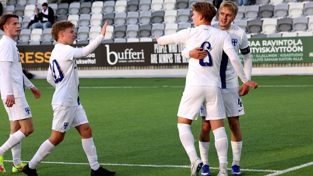 Pikkuhuuhkajat voitti Kyproksen 3–0.